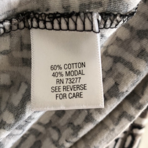 Dana Buchman 3/4 sleeve wrinkle free soft scoop accent color. Work 2 play Sz XL - Picture 5 of 5